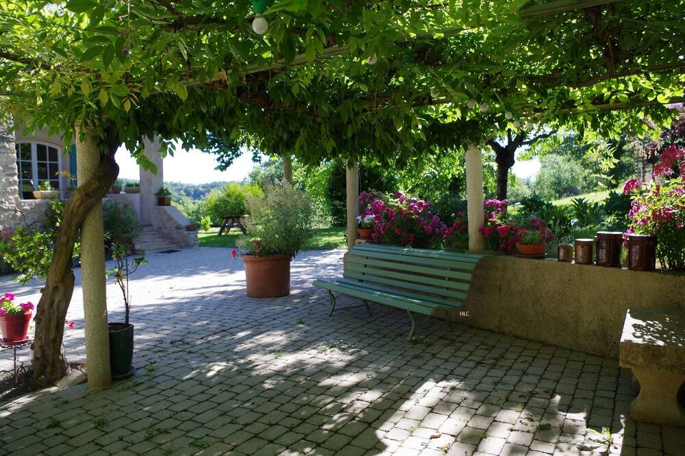 Photo of Outdoor in Niozelles