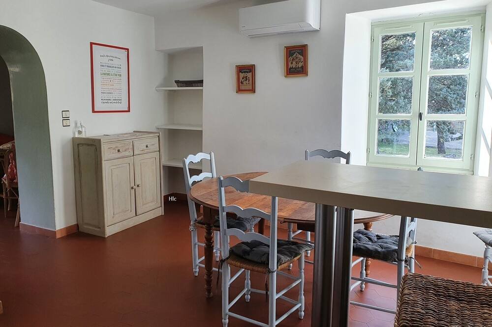 Photo of Bedroom in Niozelles