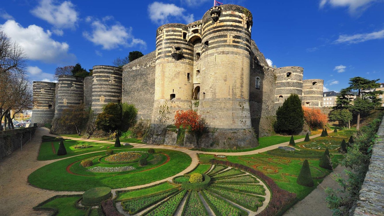 Photo of Outdoor in Downtown Angers