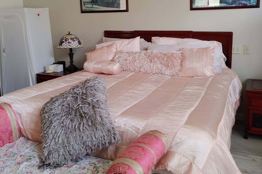 Photo of Bedroom in Granite Bay