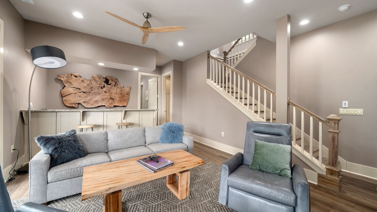 Photo of Livingroom in Chimney Rock