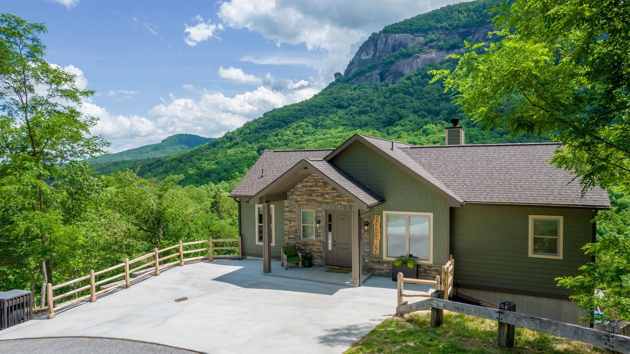 Photo of Outdoor in Chimney Rock