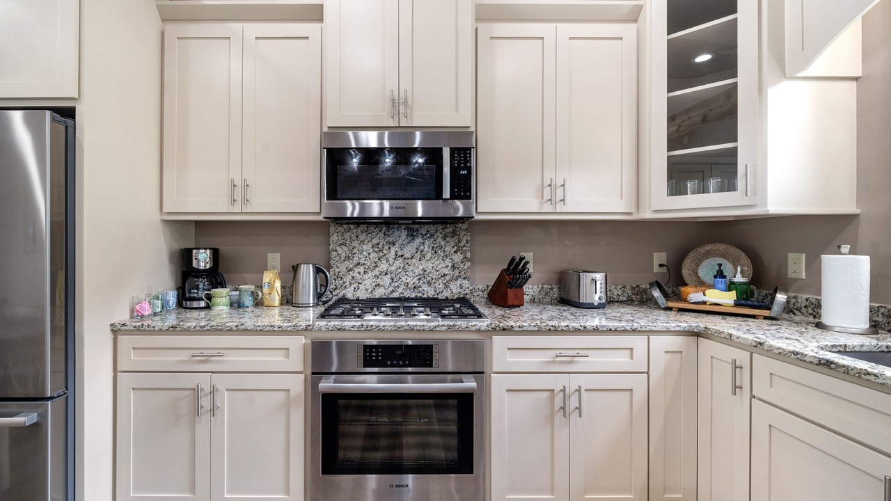Photo of Kitchen in Chimney Rock