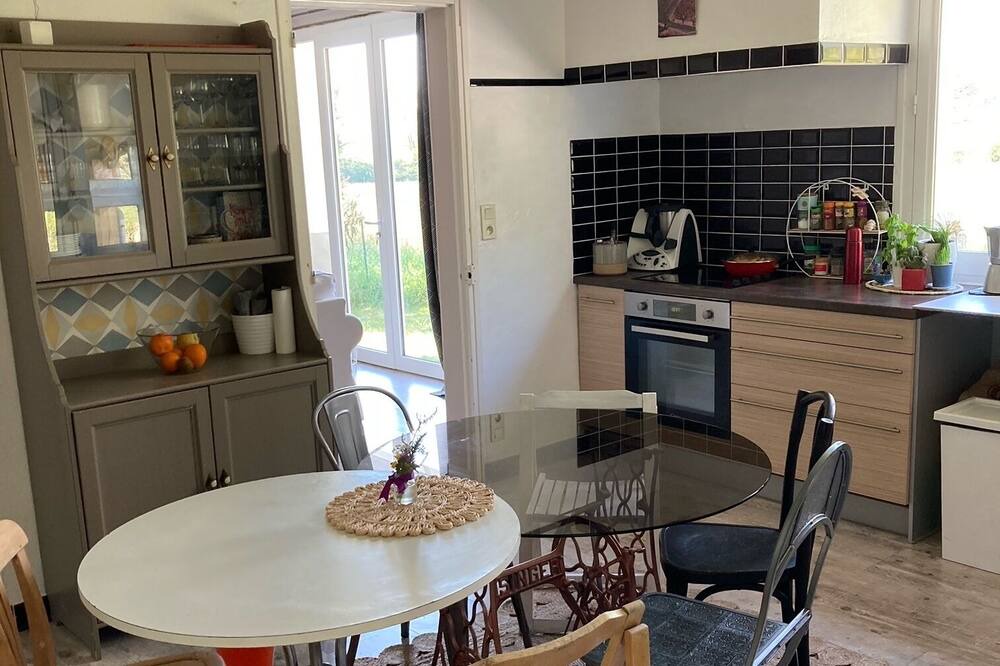 Photo of Kitchen in Puylaurens