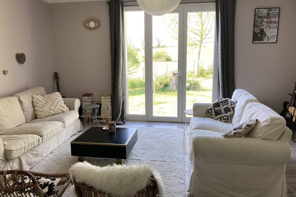 Photo of Livingroom in Puylaurens