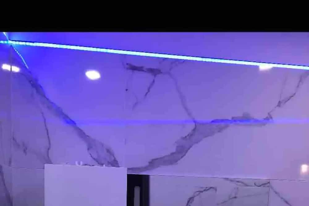 Photo of Bathroom in Baccarat