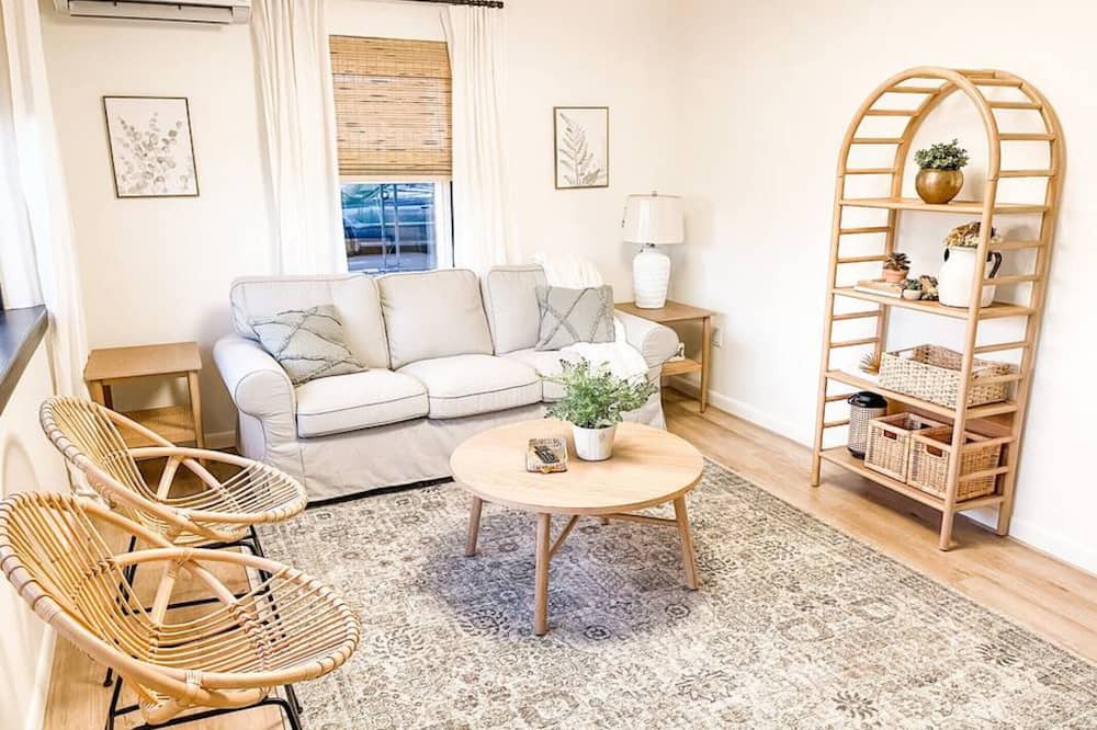 Photo of Livingroom in Reading