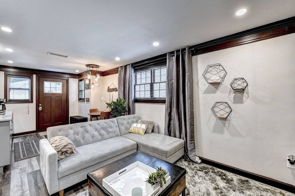 Photo of Livingroom in Lindridge-Martin Manor