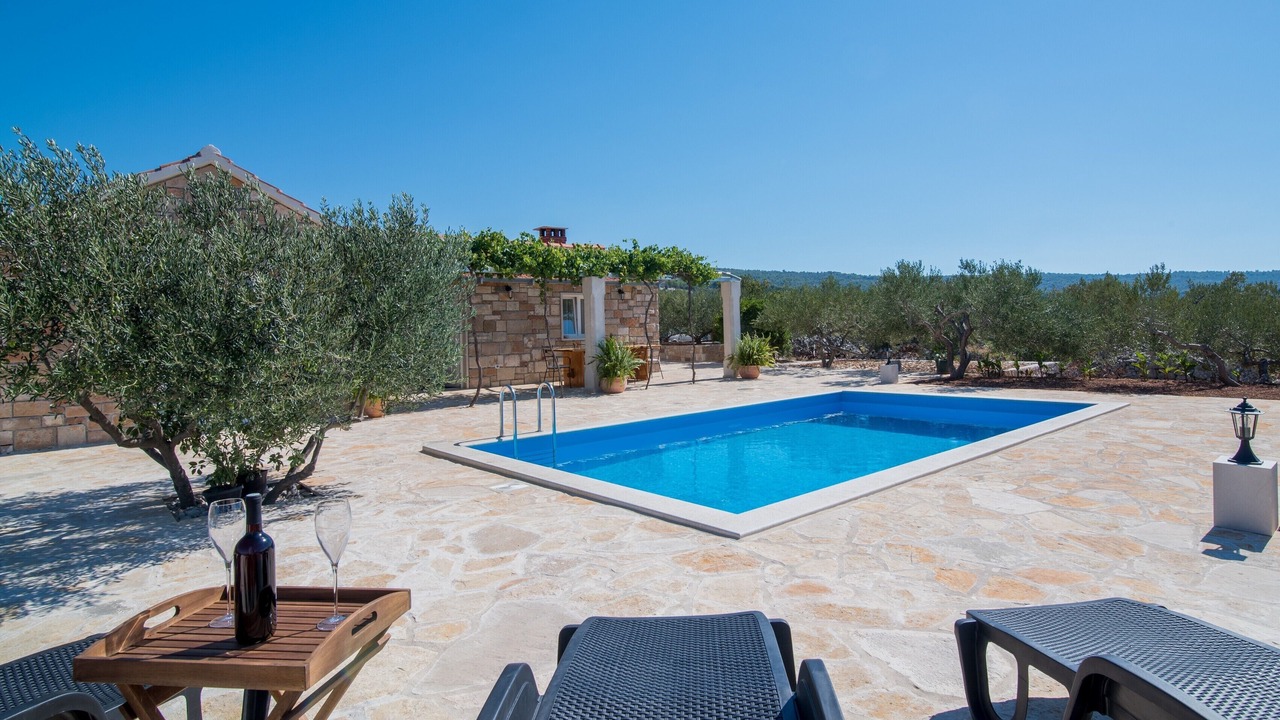 Photo of Outdoor in Supetar