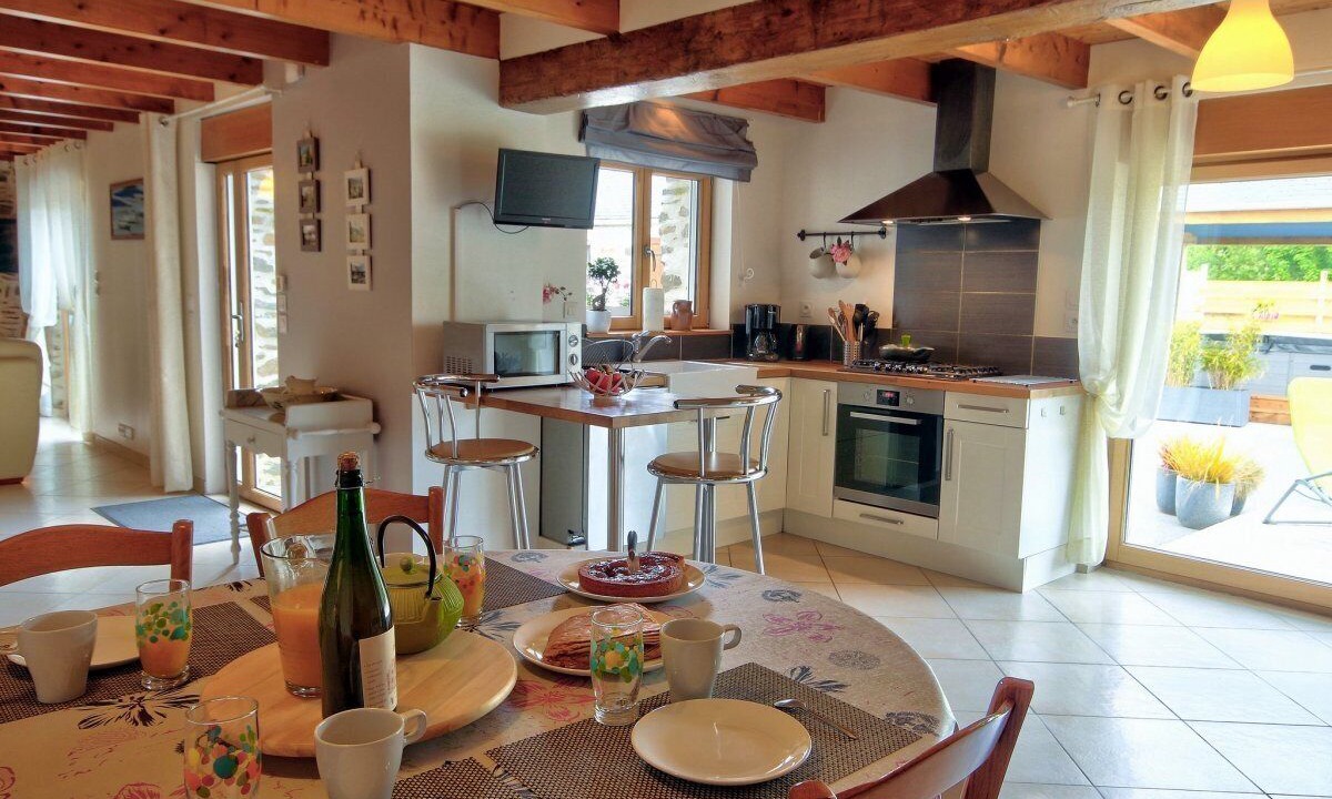 Photo of Others in Guiclan