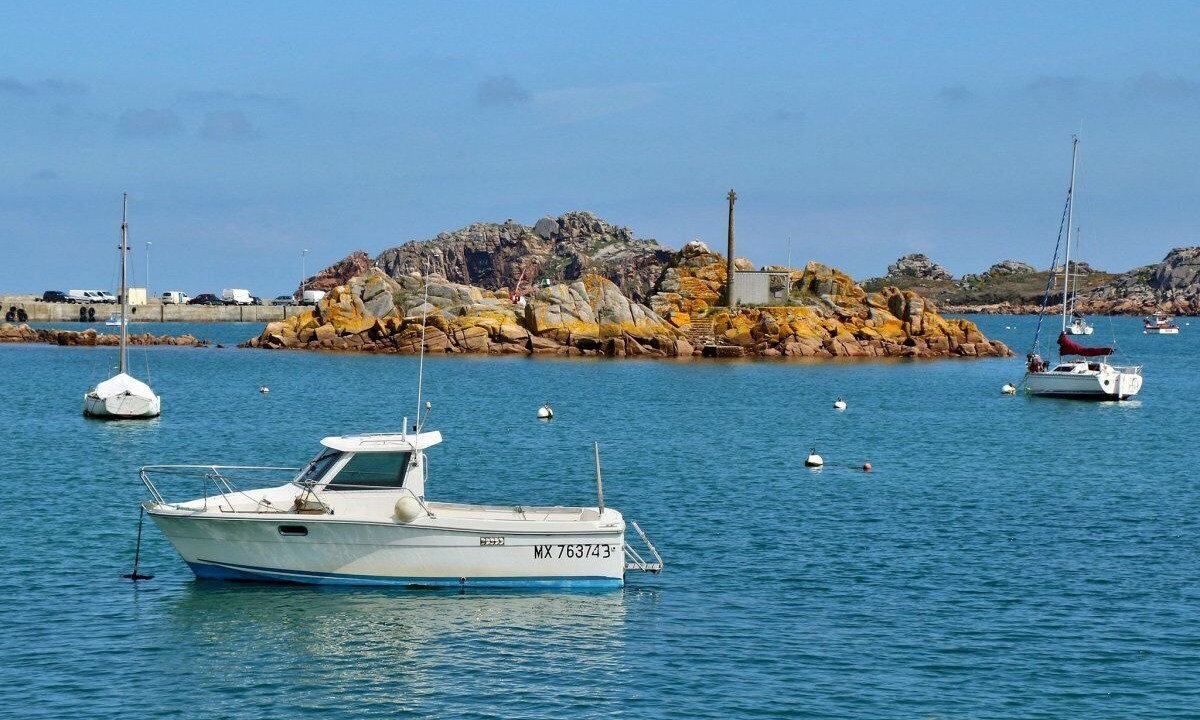 Photo of Others in Guiclan