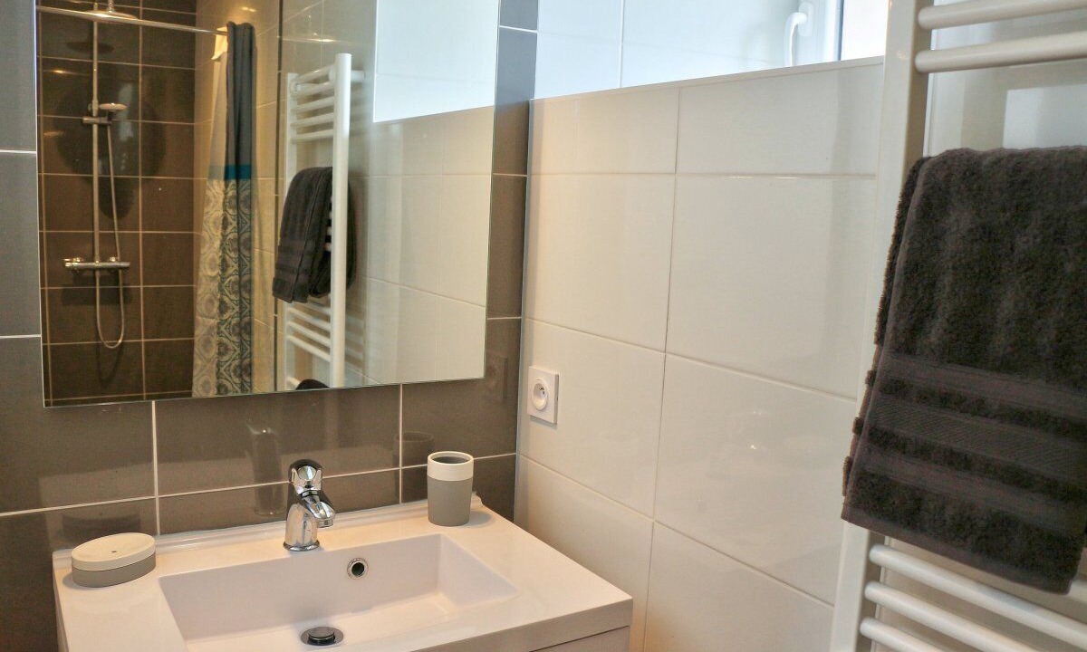 Photo of Bathroom in Plougoulm
