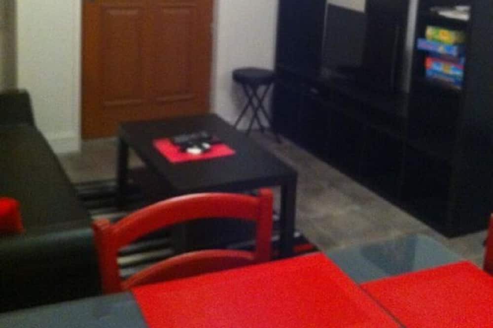 Photo of Livingroom in Saint-Amand-Montrond