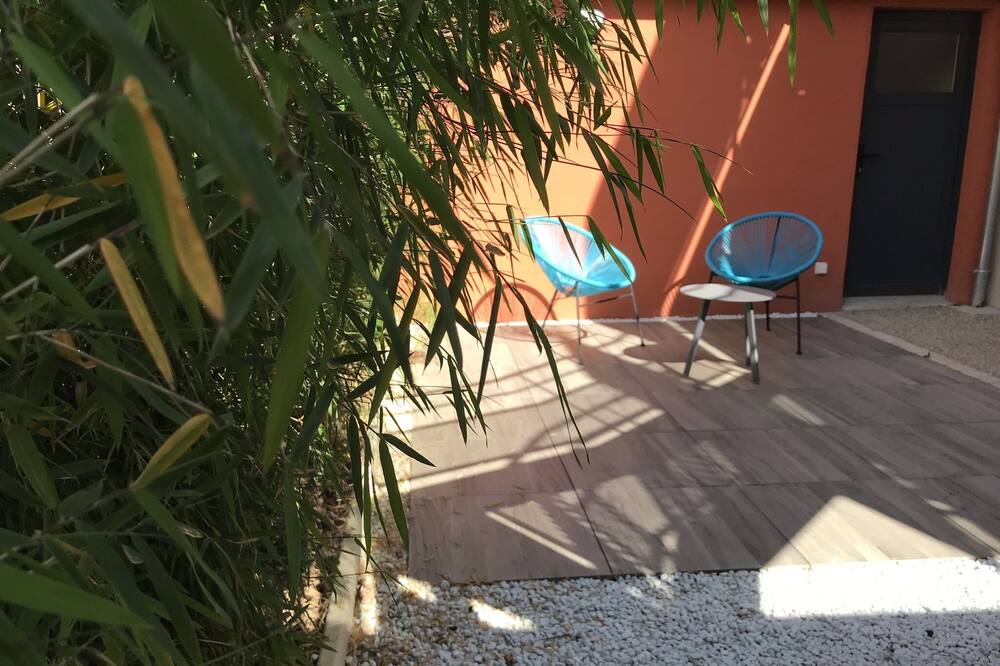 Photo of Outdoor in Miroir - Batignolles