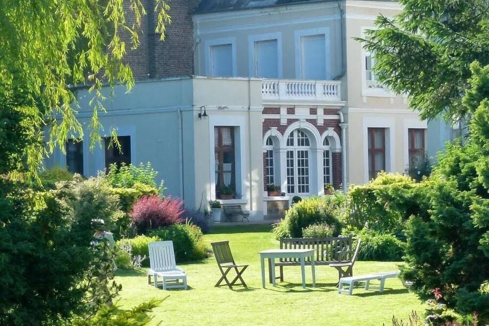 Photo of Outdoor in Abbeville