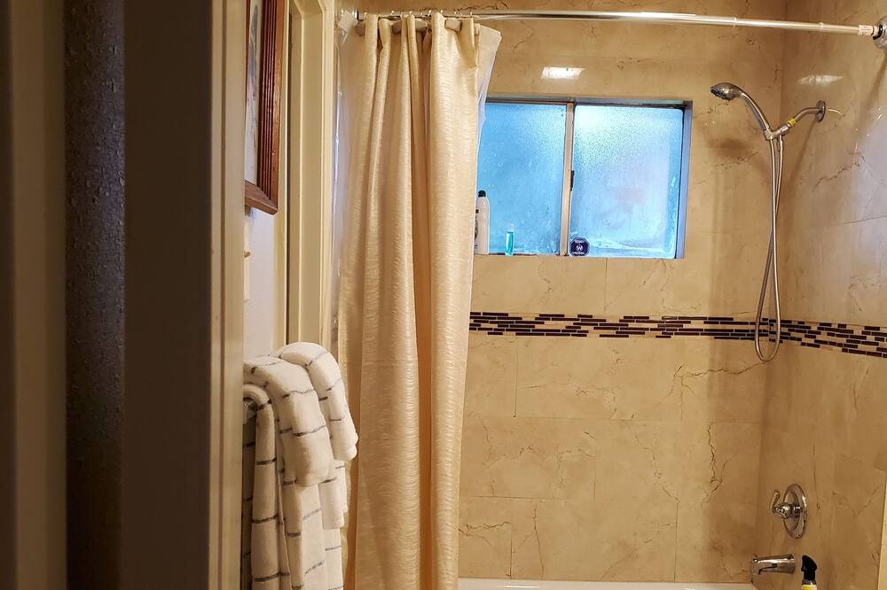 Photo of Bathroom in League City