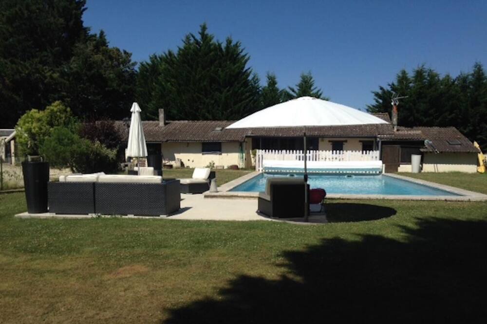 Photo of Outdoor in Saint-Maur