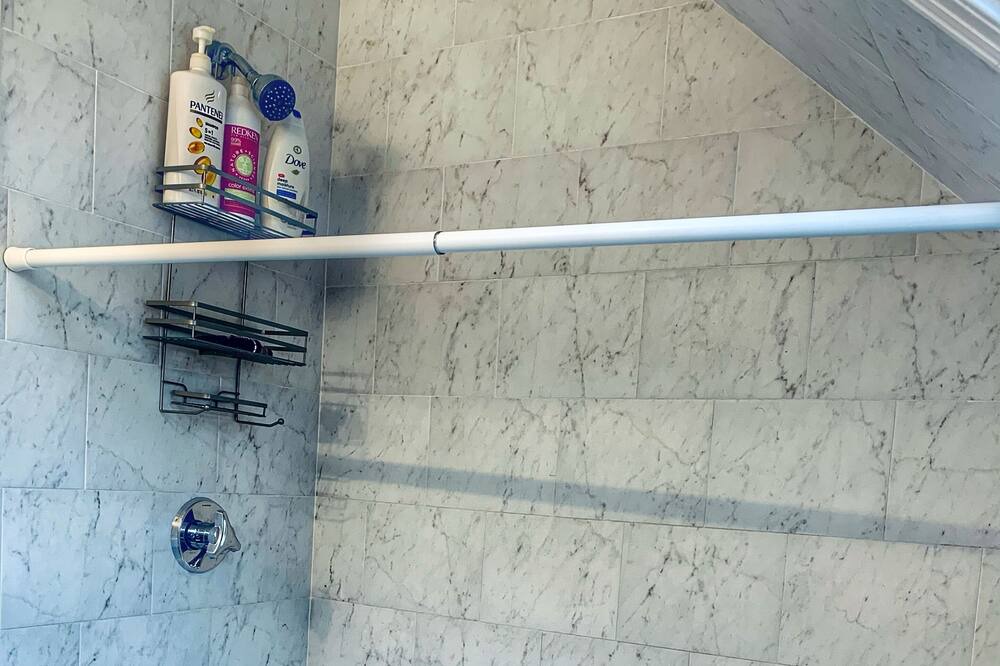 Photo of Bathroom in Washington Park