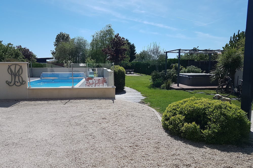 Photo of Outdoor in Les Herbiers
