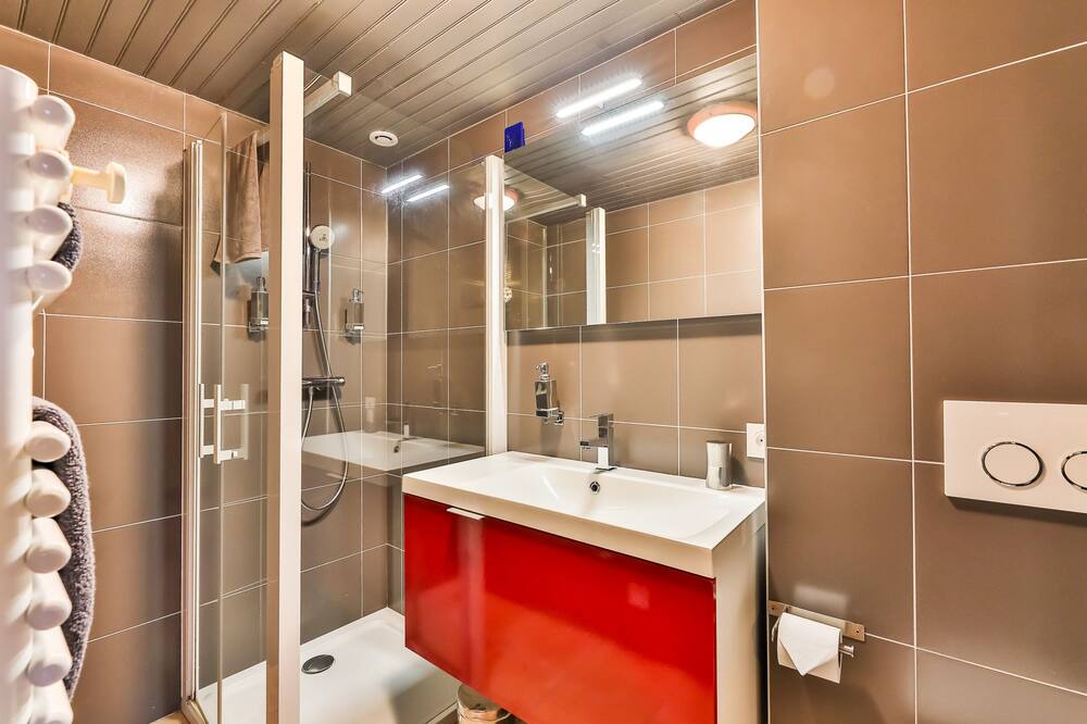 Photo of Bathroom in Les Herbiers