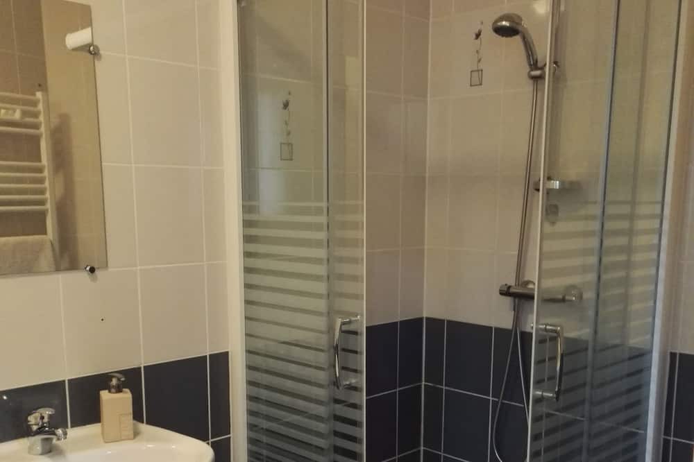 Photo of Bathroom in Saint-Martin-du-Puy