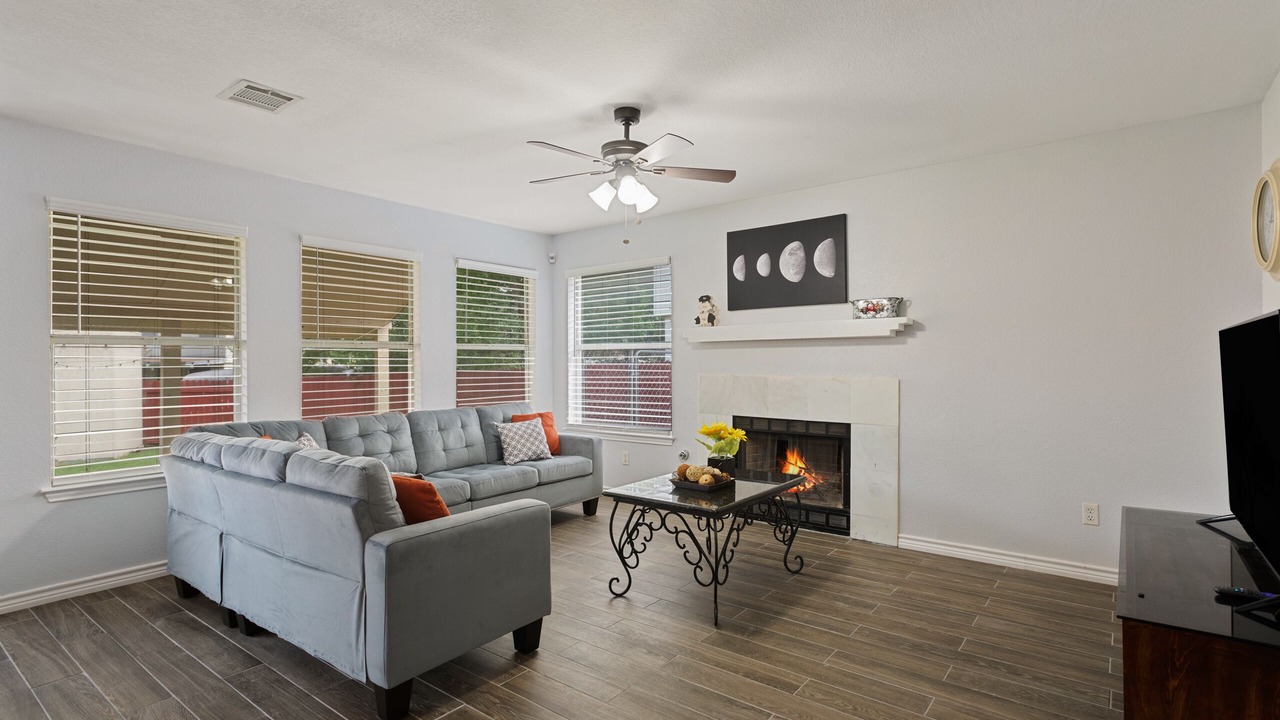 Photo of Livingroom in Round Rock