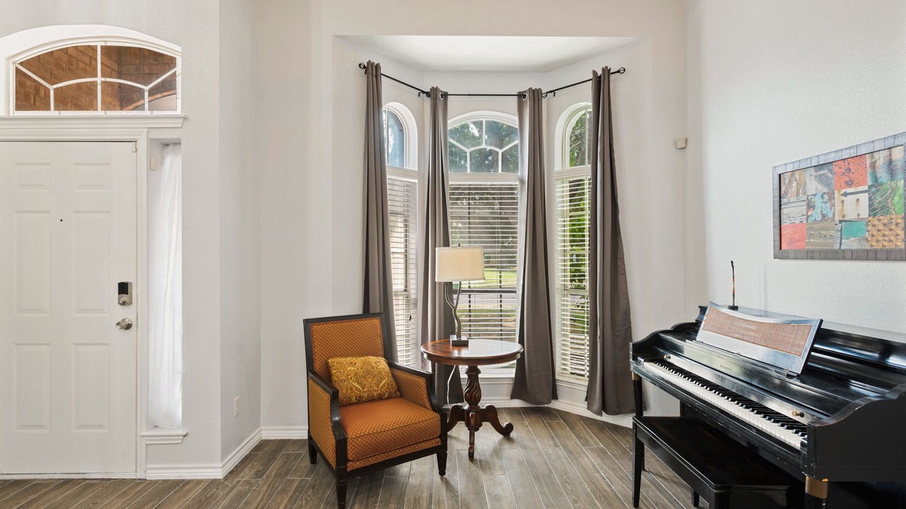 Photo of Livingroom in Round Rock