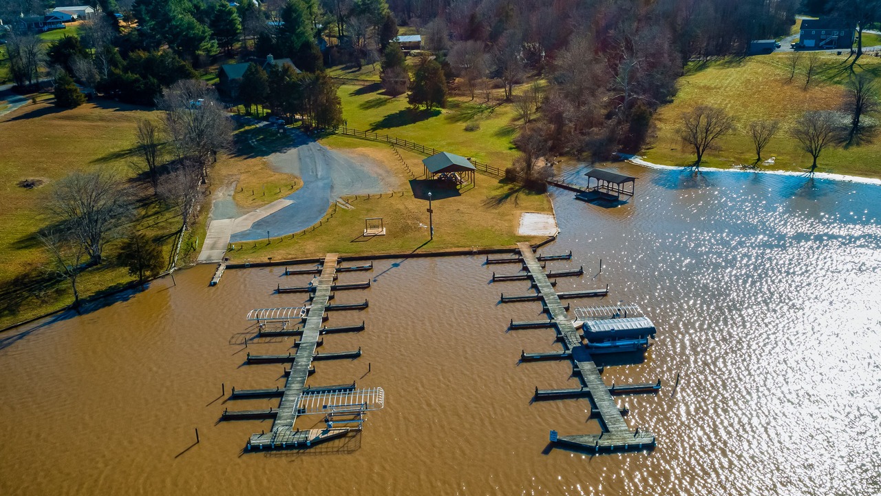 Photo of Outdoor in Louisa