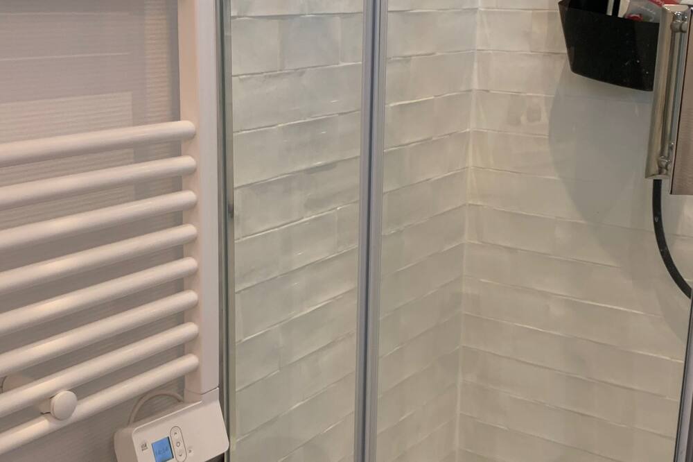 Photo of Bathroom in Hautot-sur-Mer