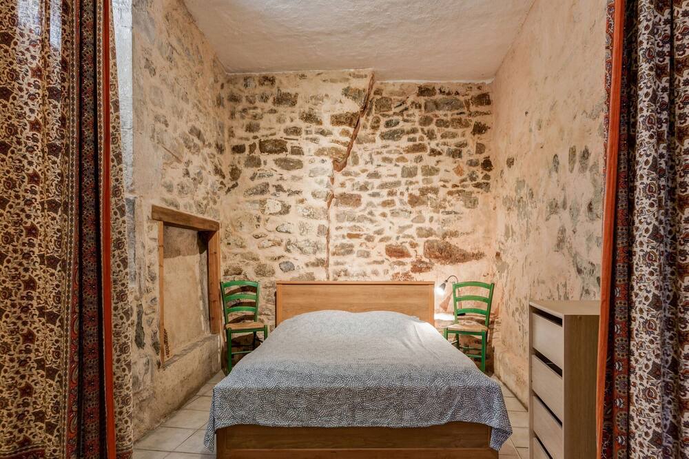 Photo of Bedroom in Bize-Minervois