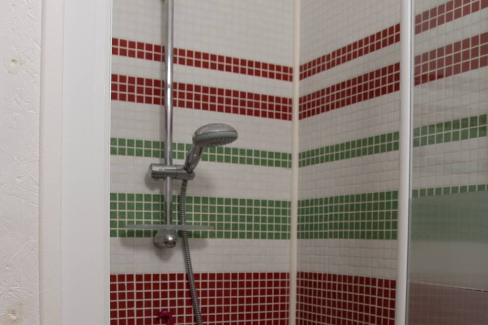 Photo of Bathroom in Saint-Michel-Chef-Chef