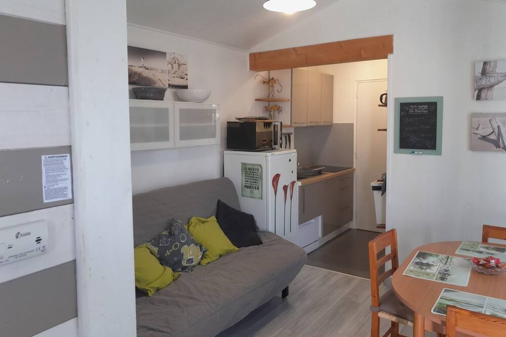 Photo of Bedroom in Saint-Michel-Chef-Chef