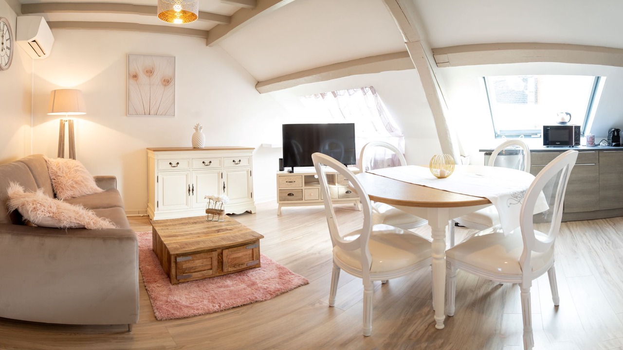 Photo of Others in Epernay