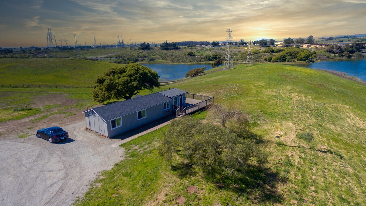 Photo of Outdoor in Elkhorn