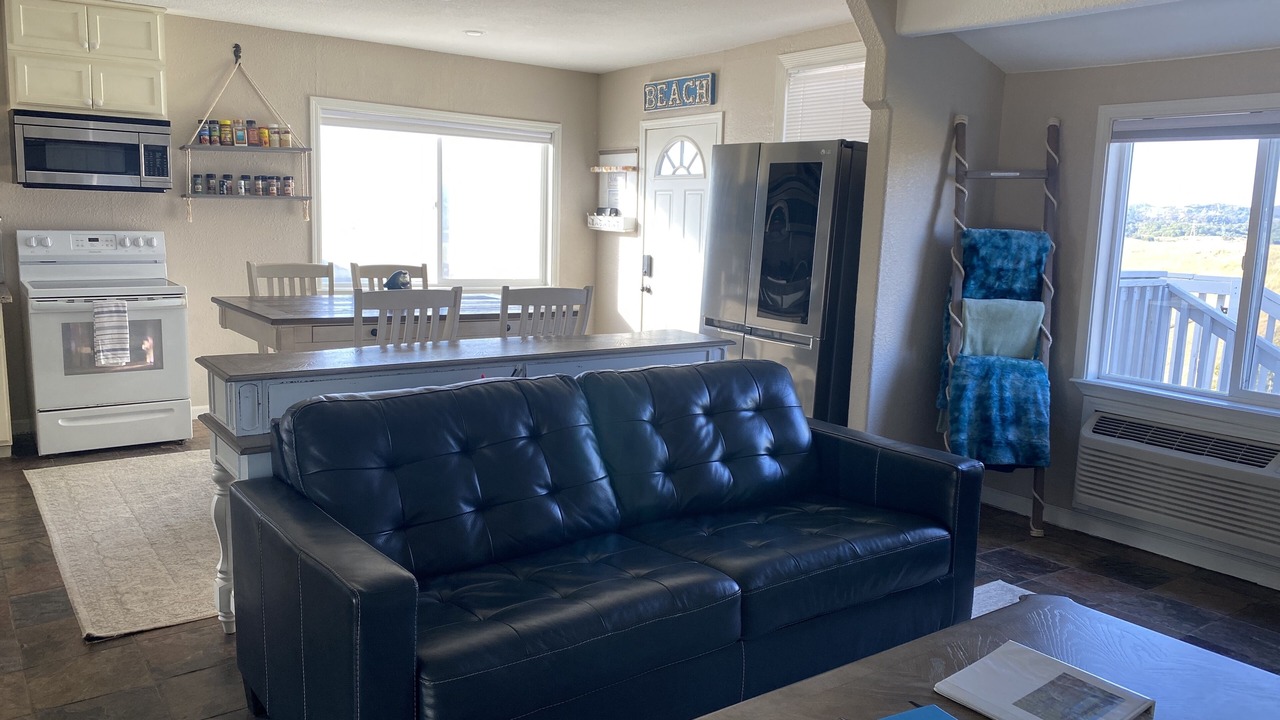 Photo of Livingroom in Elkhorn