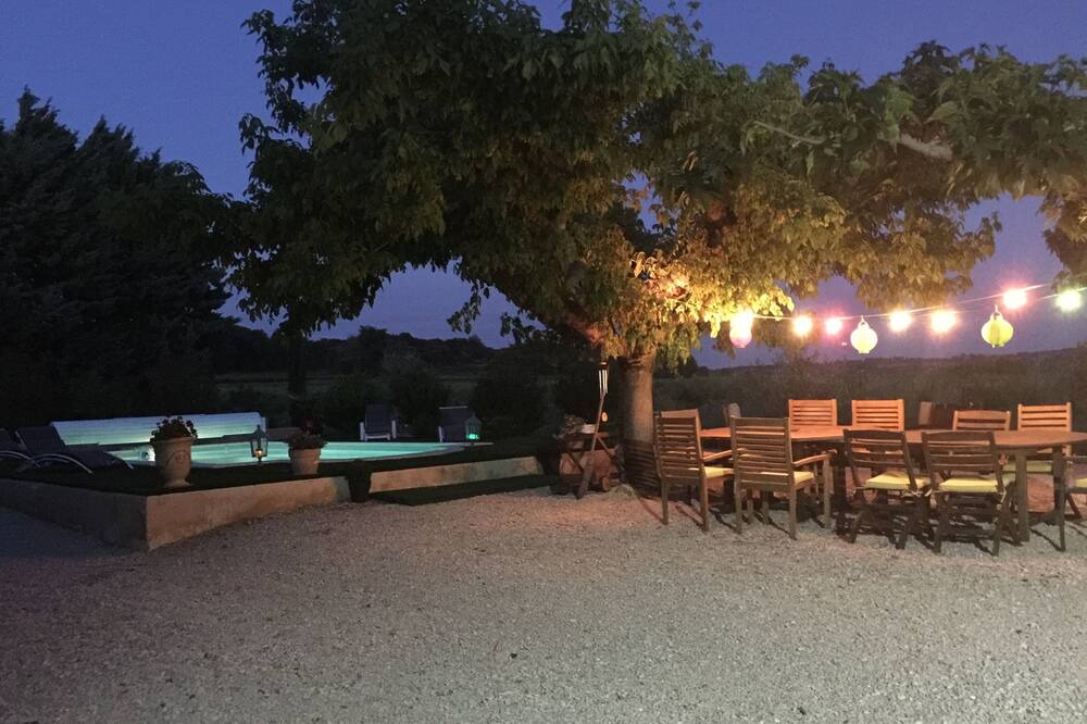 Photo of Outdoor in Roquemaure