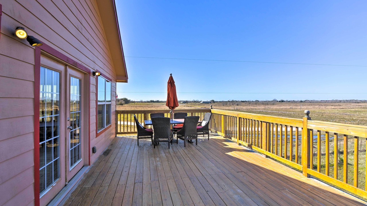 Photo of Outdoor in Iowa Colony