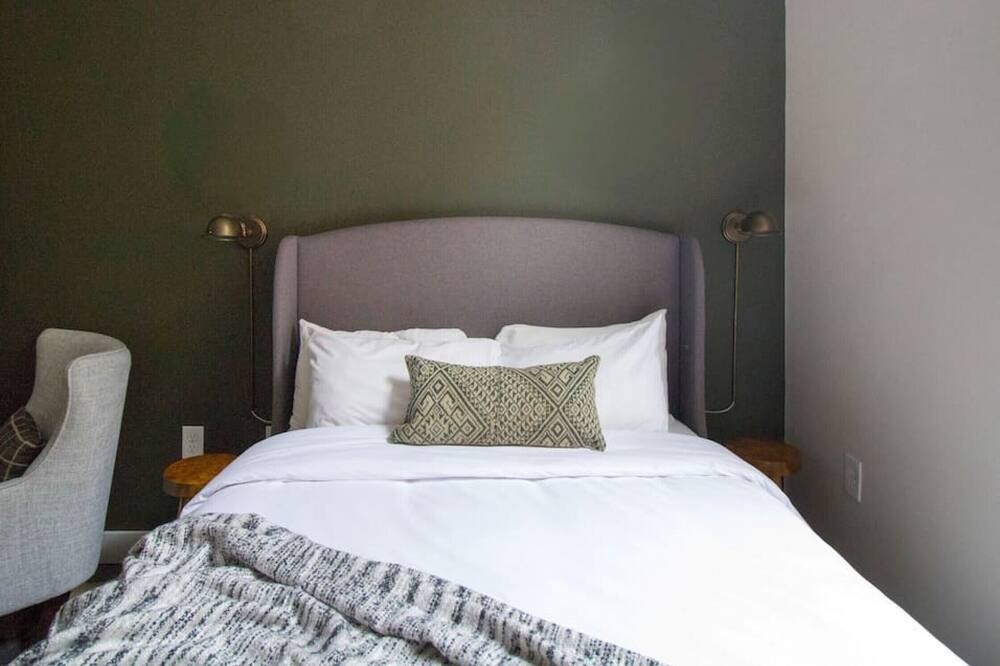 Photo of Others in Beacon Hill