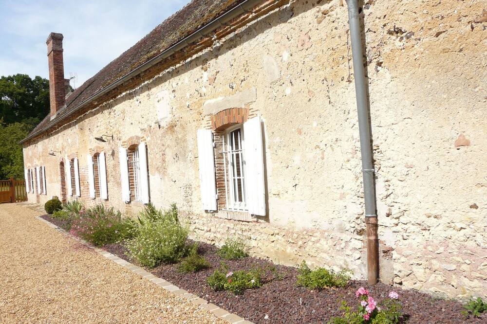Photo of Outdoor in Rouvray-Saint-Florentin