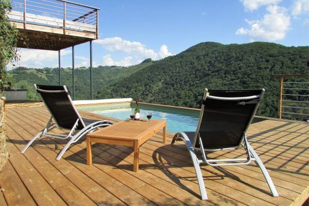 Photo of Patio Balcony in Enguiales