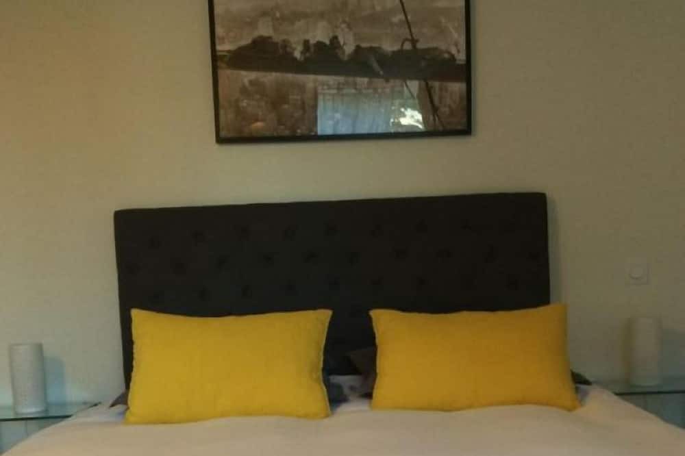 Photo of Bedroom in Falaise