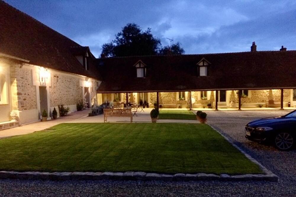 Photo of Outdoor in La Houssaye-en-Brie