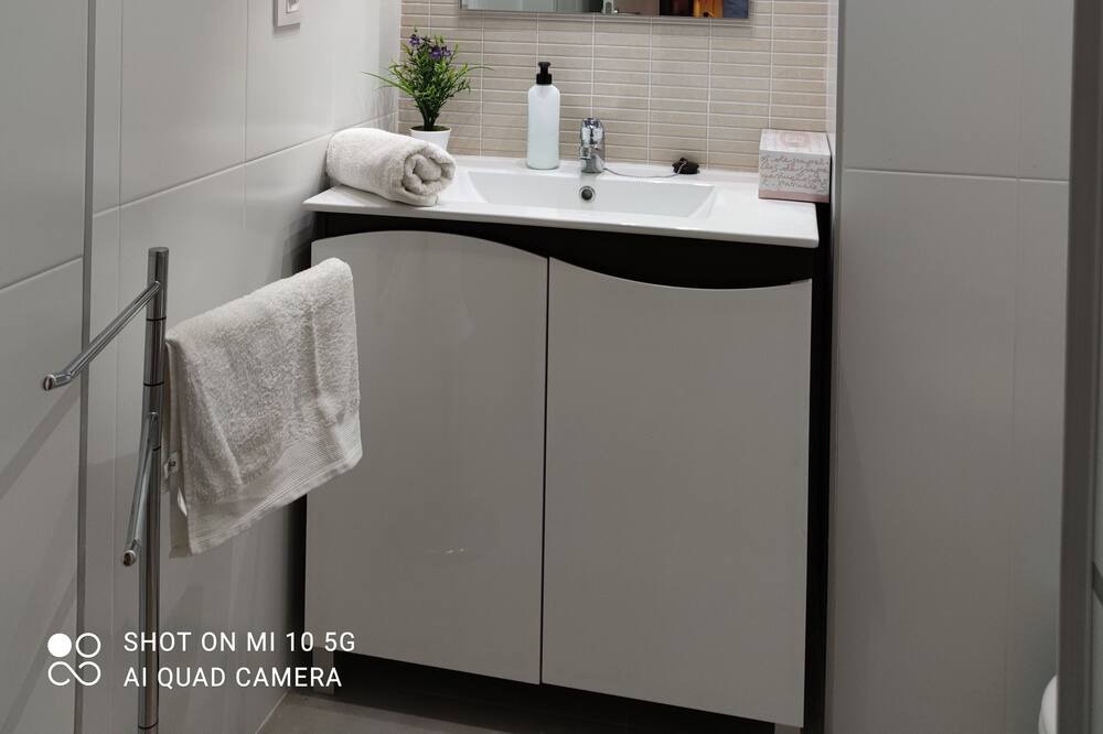 Photo of Bathroom in San Basilio