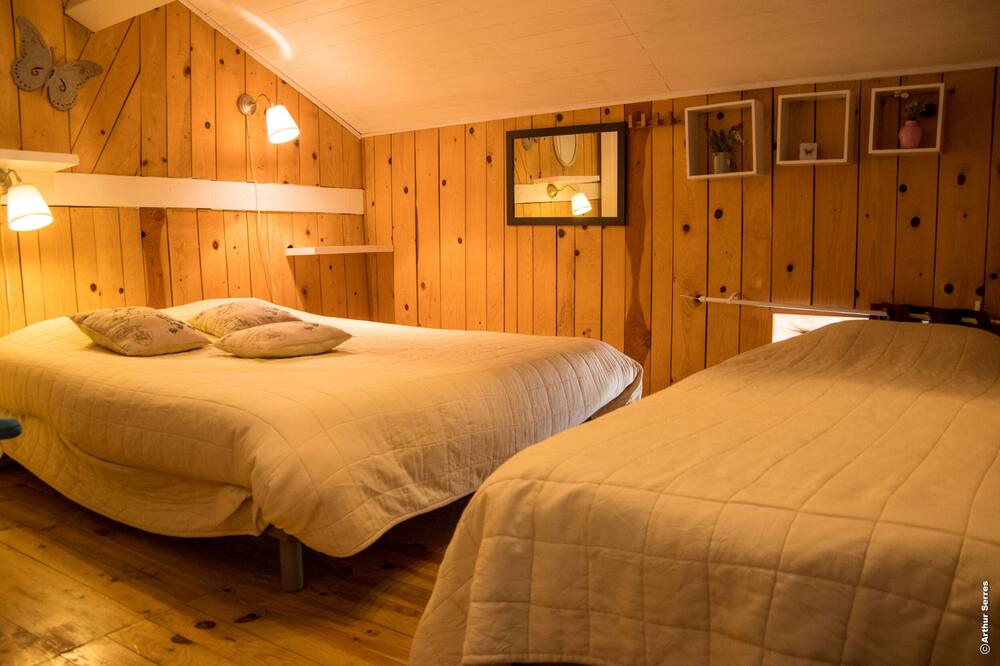Photo of Bedroom in Miglos