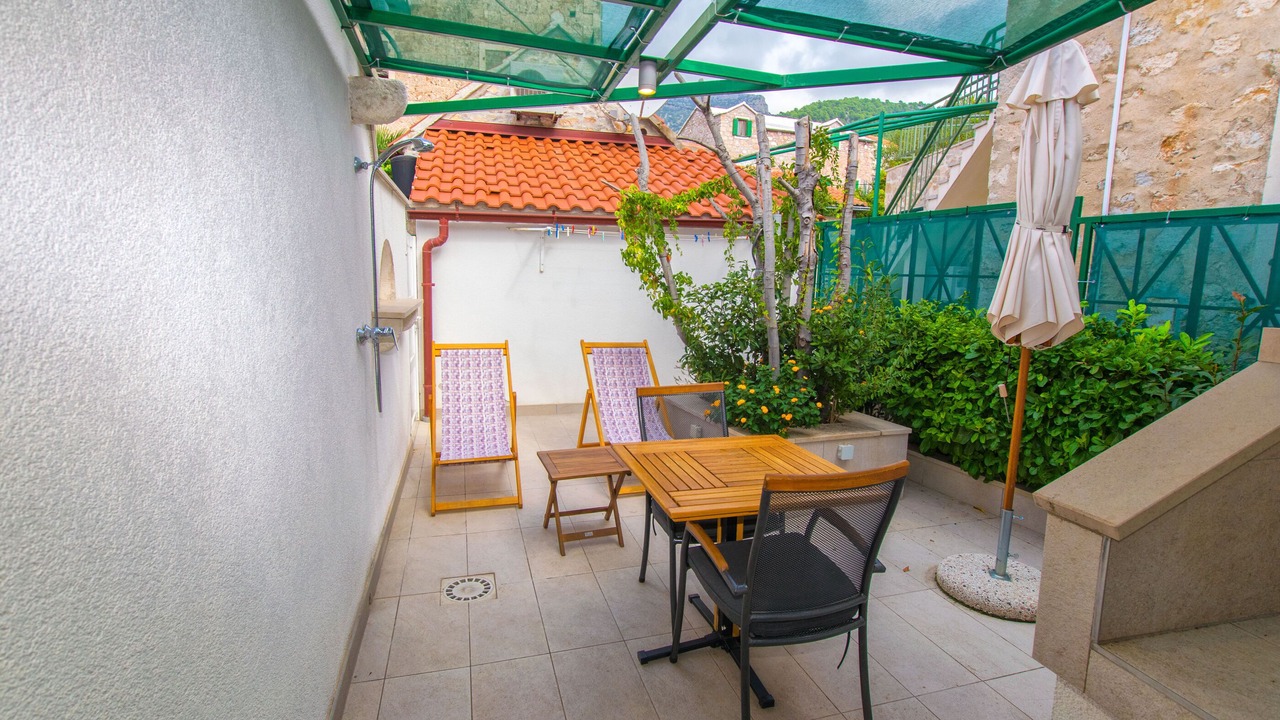 Photo of Patio Balcony in Bol