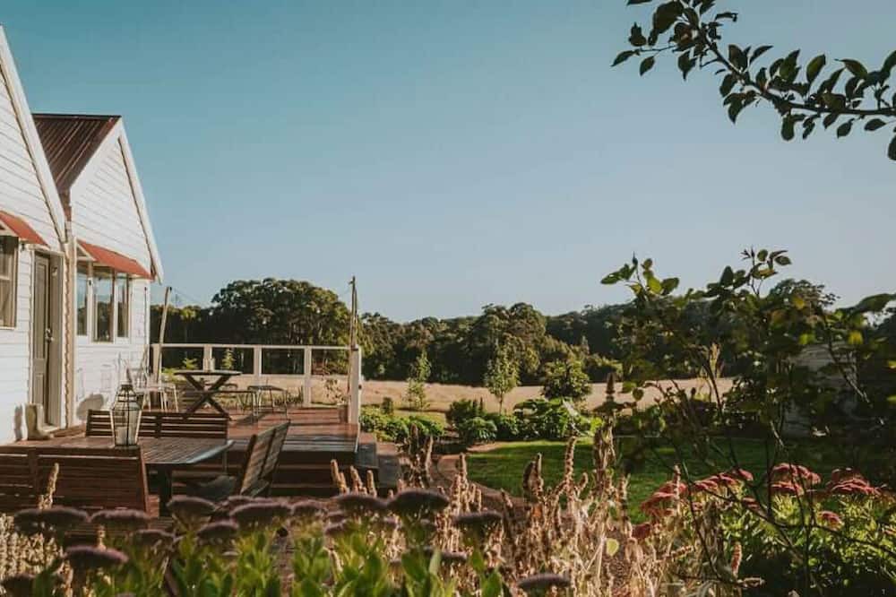 Photo of Others in Lyonville