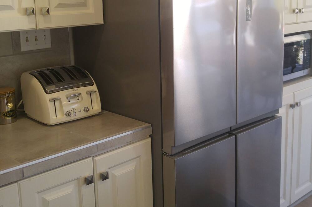 Photo of Kitchen in Saint-Jean-des-Piles