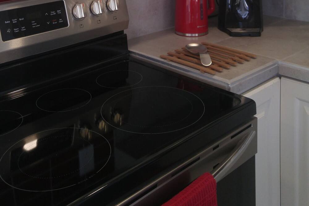 Photo of Kitchen in Saint-Jean-des-Piles