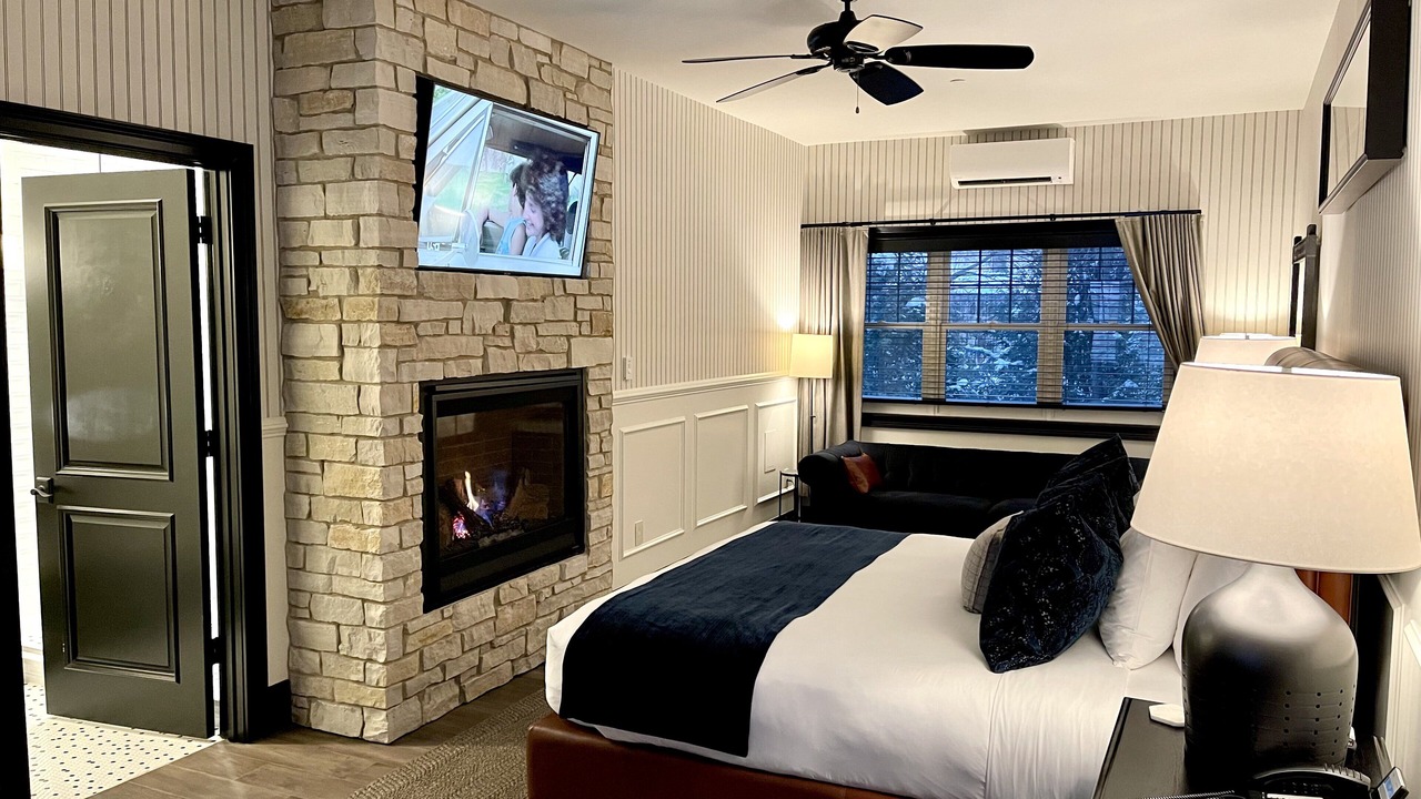 Photo of Bedroom in Williams Bay