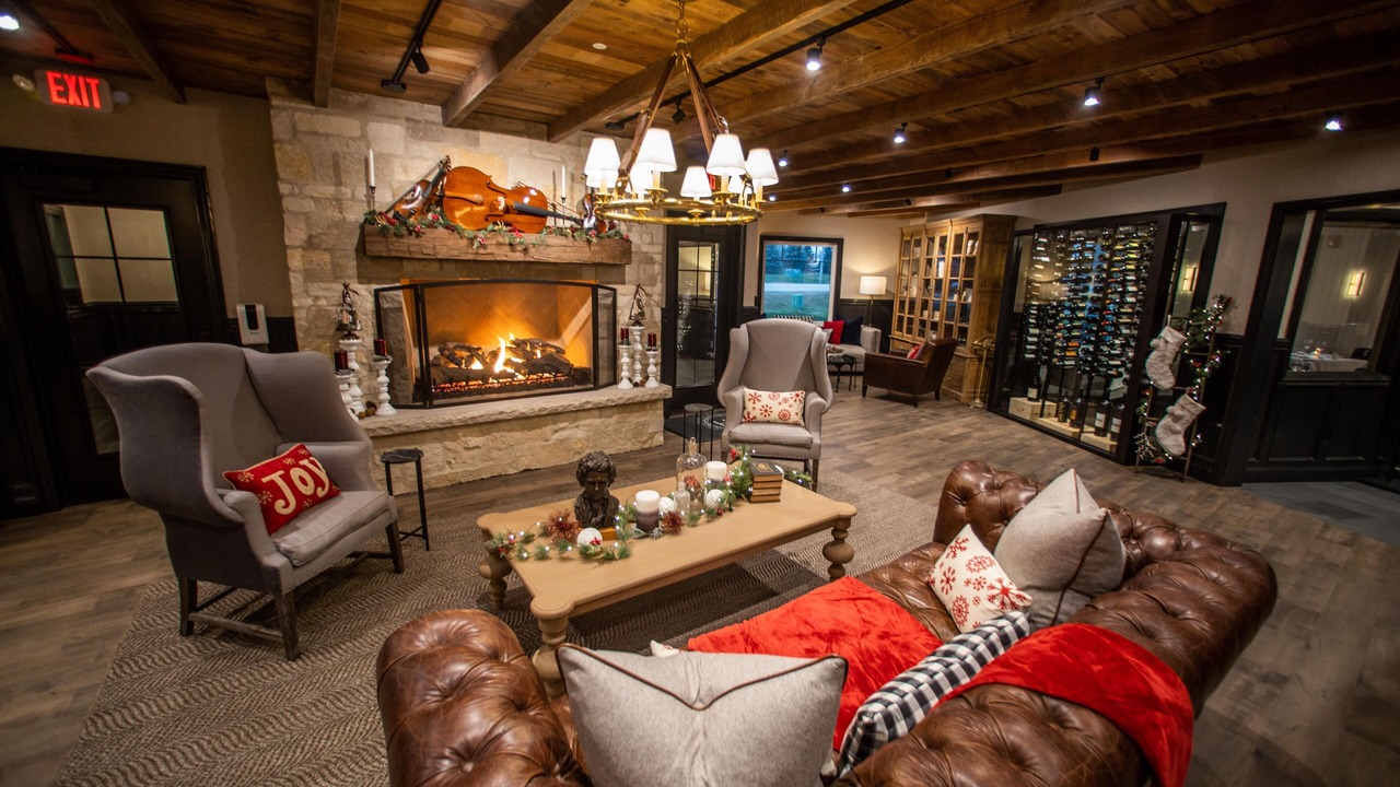 Photo of Livingroom in Williams Bay